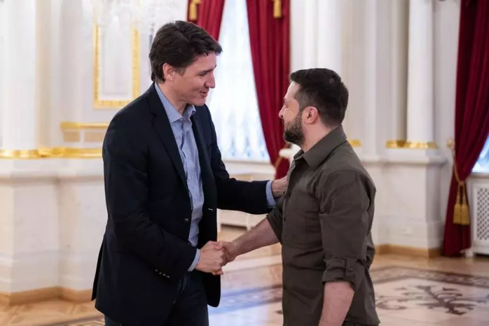 Justin Trudeau, la Kiev: Vladimir Putin este responsabil de aceste odioase crime de război